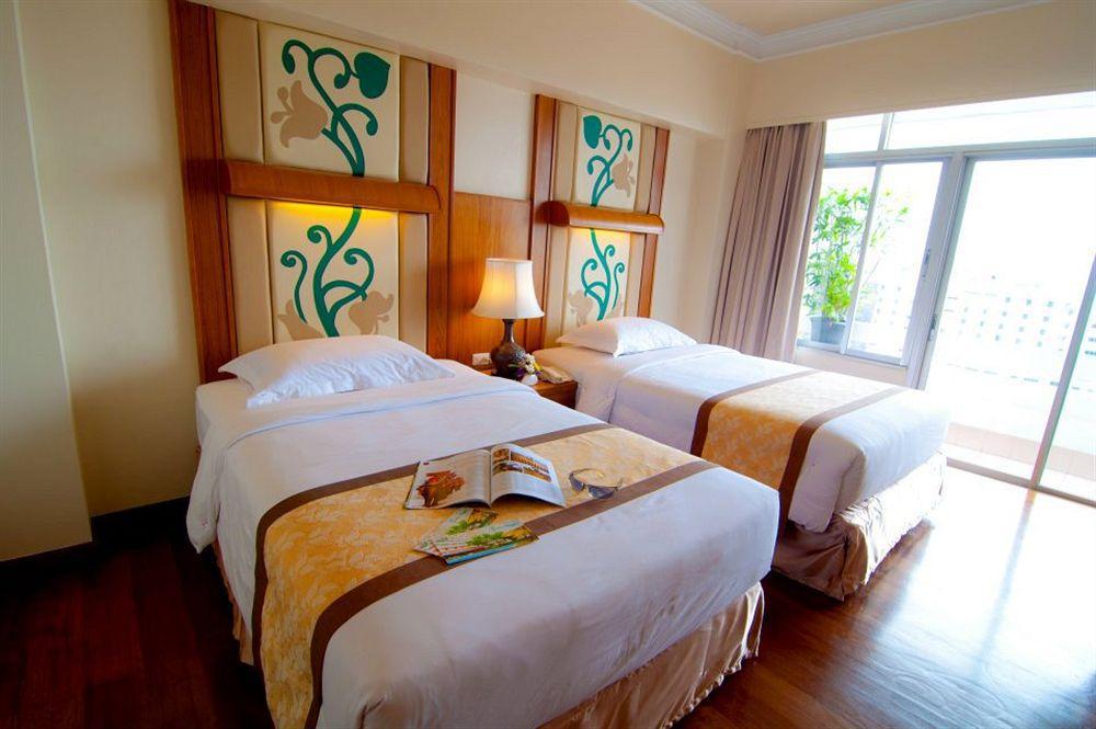 Golden Beach Hotel Pattaya Luaran gambar