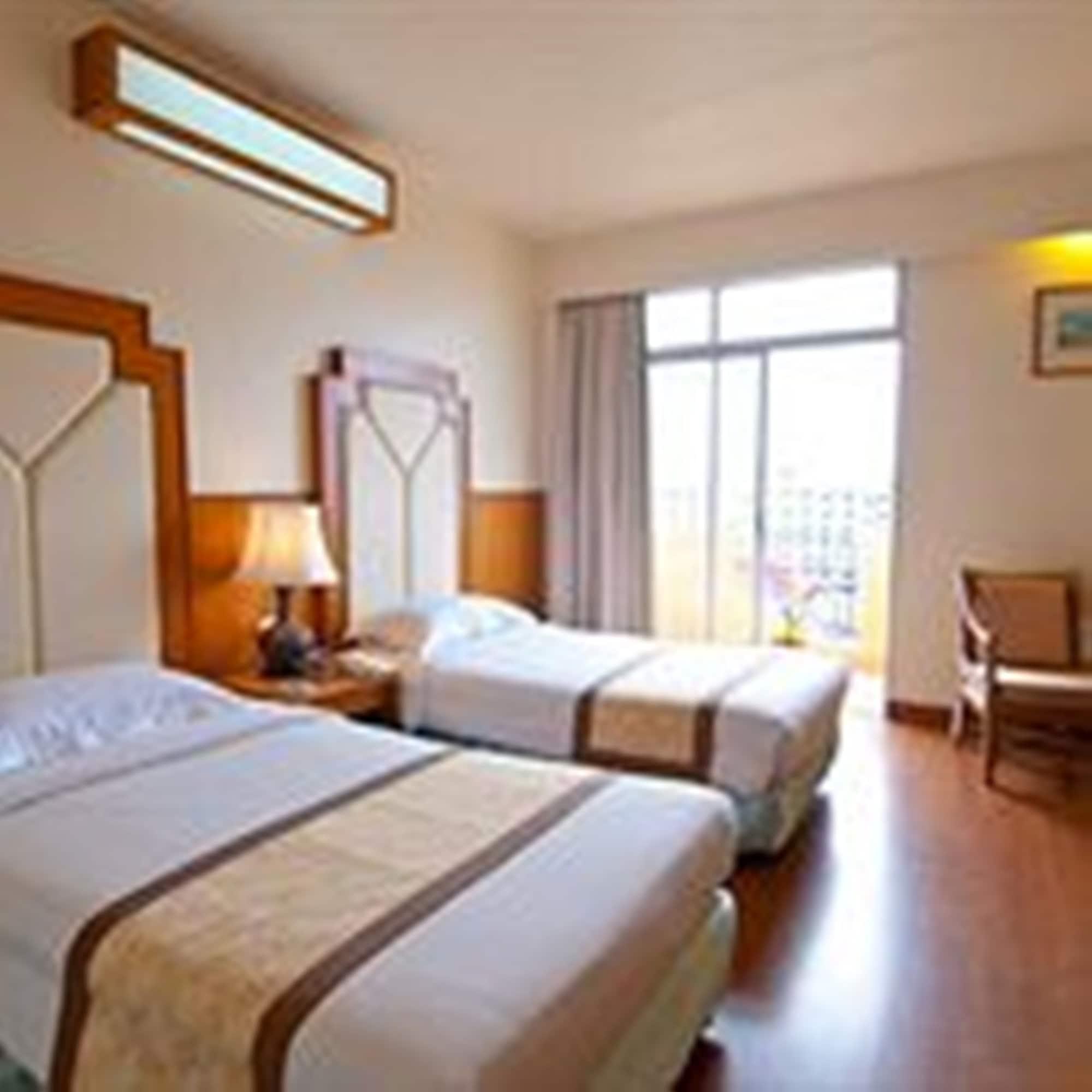 Golden Beach Hotel Pattaya Luaran gambar