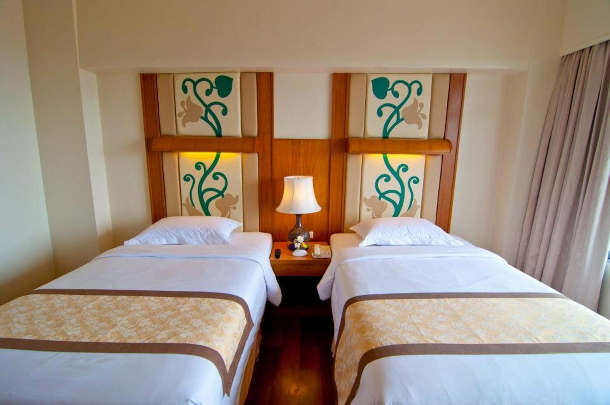 Golden Beach Hotel Pattaya Luaran gambar