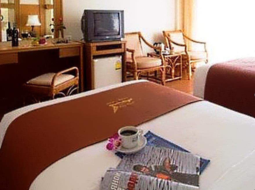 Golden Beach Hotel Pattaya Luaran gambar