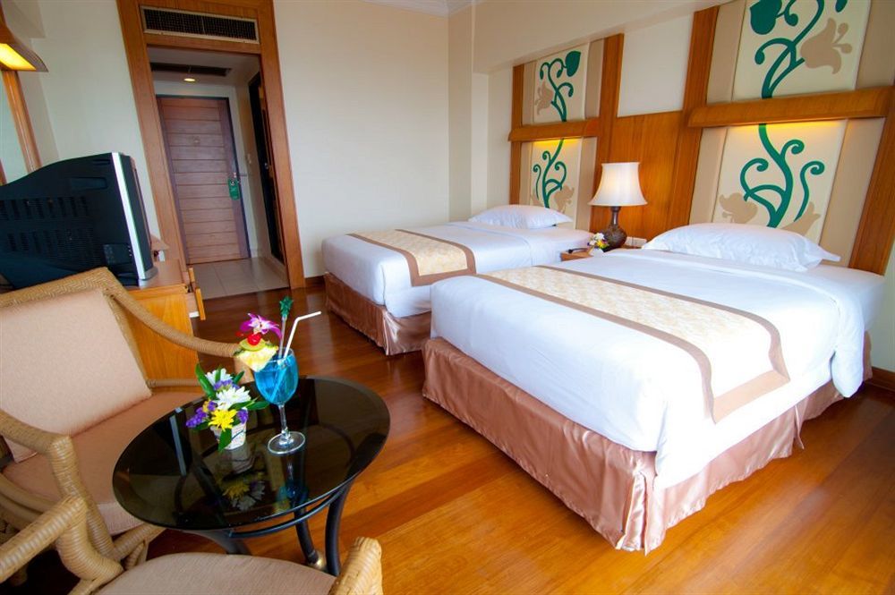 Golden Beach Hotel Pattaya Luaran gambar