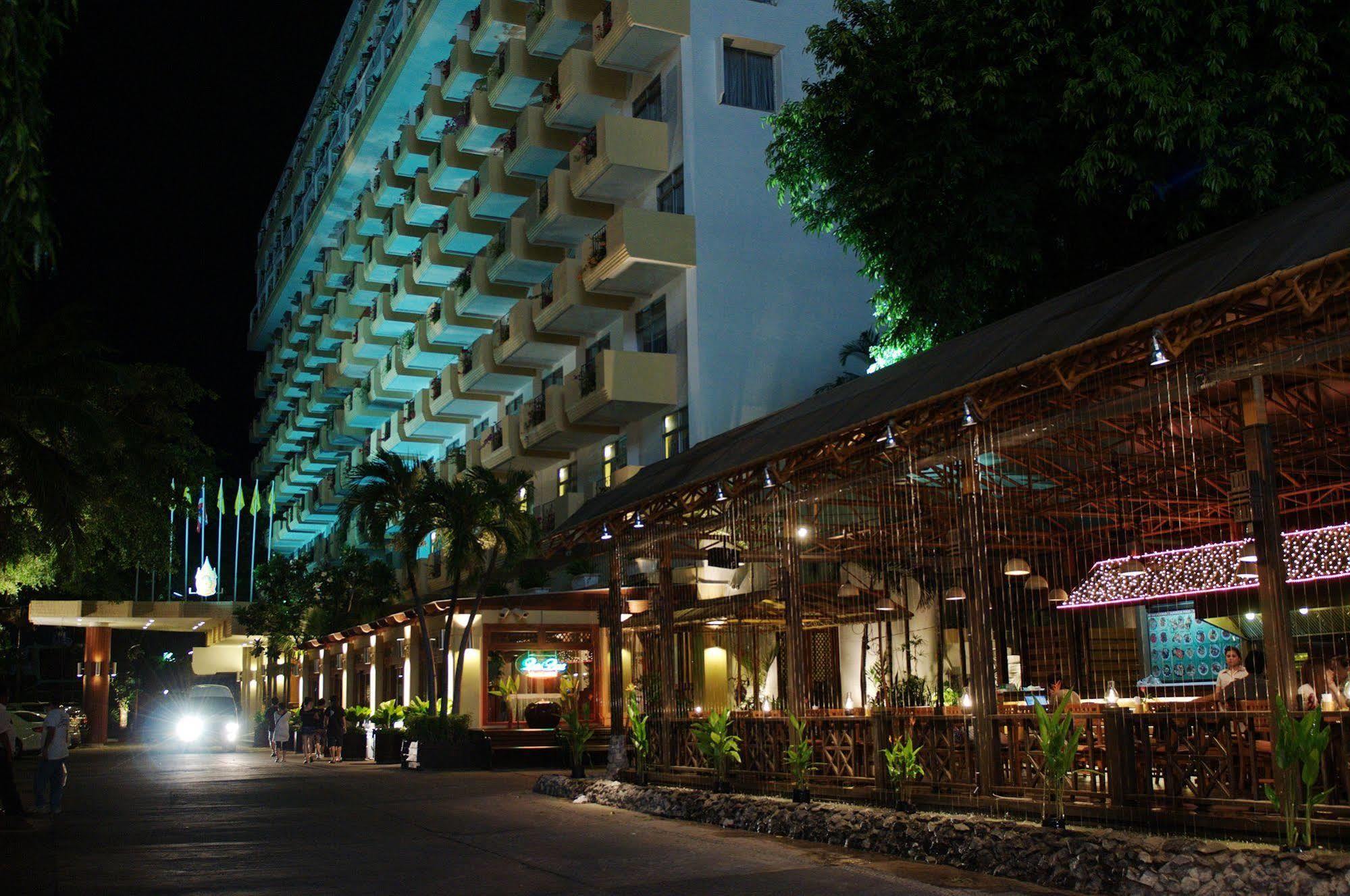 Golden Beach Hotel Pattaya Luaran gambar