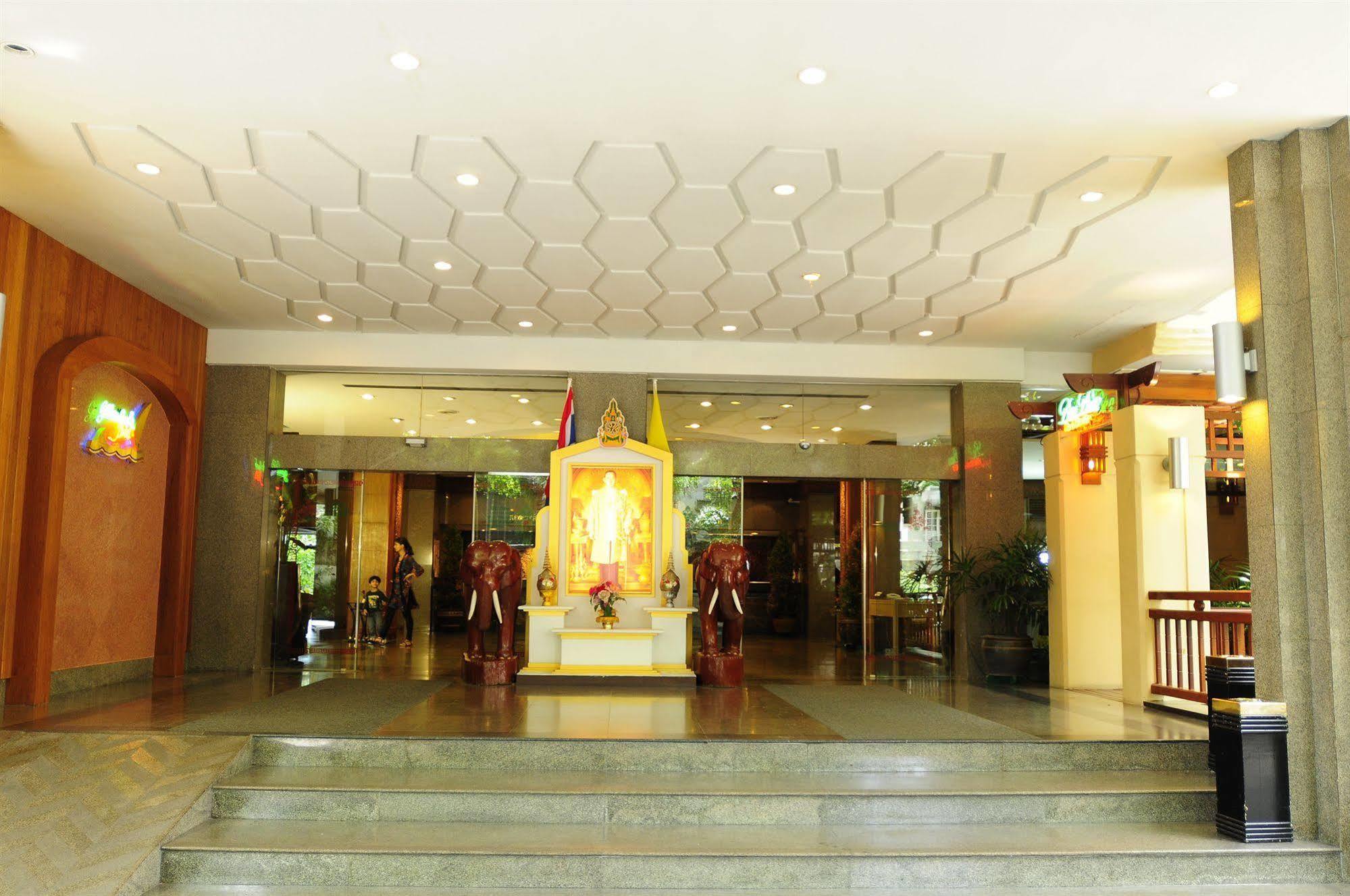 Golden Beach Hotel Pattaya Luaran gambar